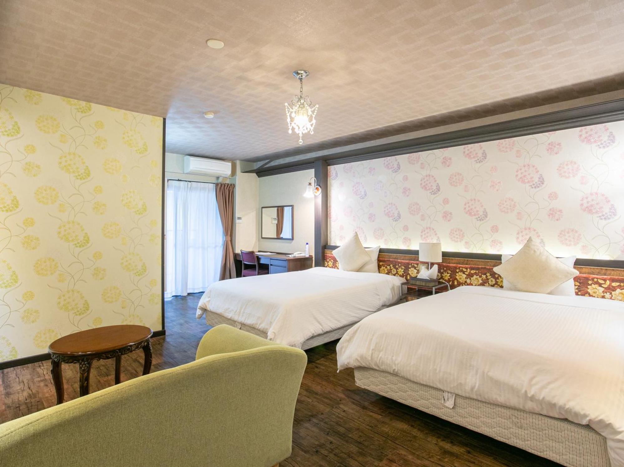 Yufuin Besso Shikisai Hotel Rom bilde